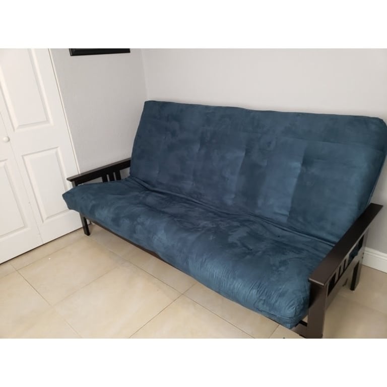 Porch & Den DeSoto Hardwood/ Suede Queensize Futon Set Bed Bath