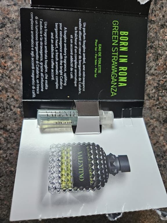 Born in Roma Uomo Green Stravaganza Eau de Toilette