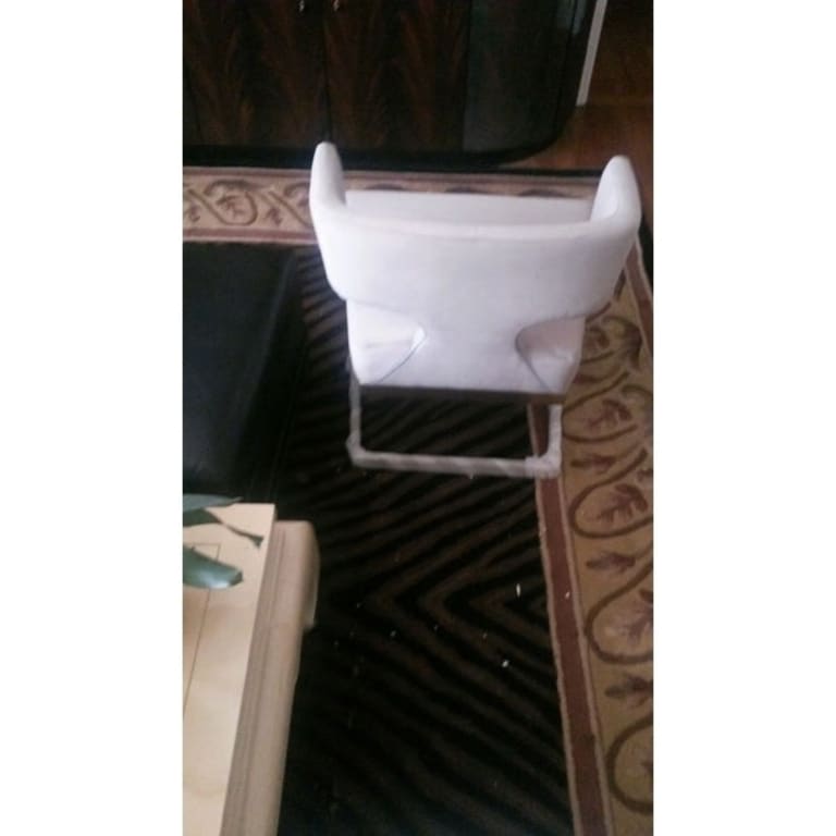 Modrest Calvo Modern OffWhite Velvet & Brass Dining Chair Bed Bath