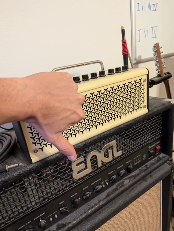 Yamaha THR10II 20W 2x3 Guitar Combo Amp Cream | Guitar Center Yamaha THR10II 20W 2x3 Guitar Combo Amp Cream | Guitar Center