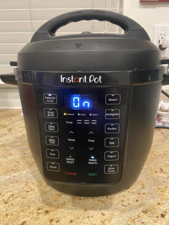 Instant Pot Duo Multi-Cooker, 6qt