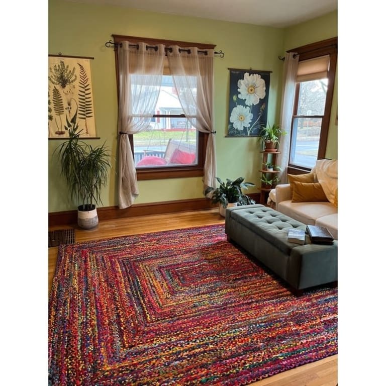 SAFAVIEH Handmade Braided Bohemian Cotton Rug On Sale Bed