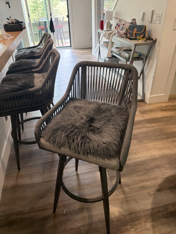 Customer Image Captioned: Comfy and elevated!