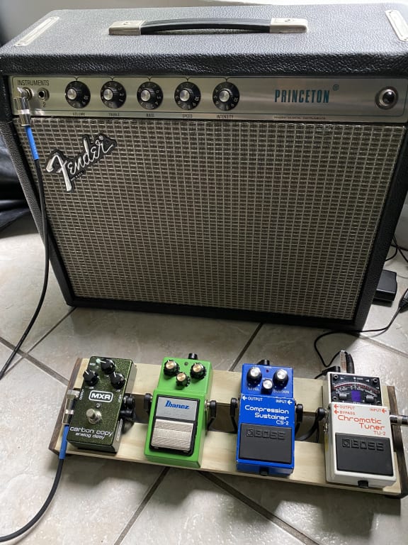 MXR M169 Carbon Copy Analog Delay Guitar Effects Pedal MXR M169 Carbon Copy Analog Delay Guitar Effects Pedal