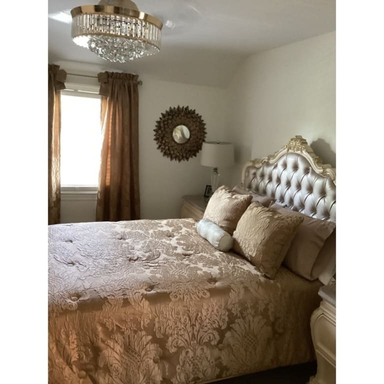 Five Queens Court Beaumont Champagne 4 piece Comforter Set On Sale