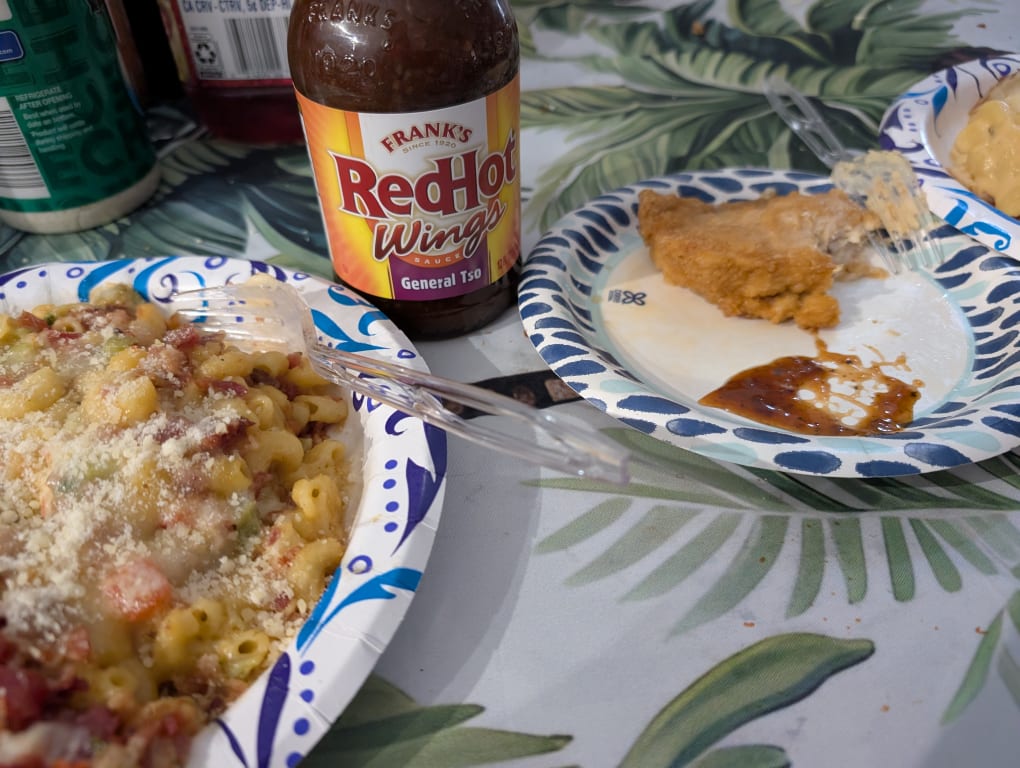 user uploaded review image3 , graphic