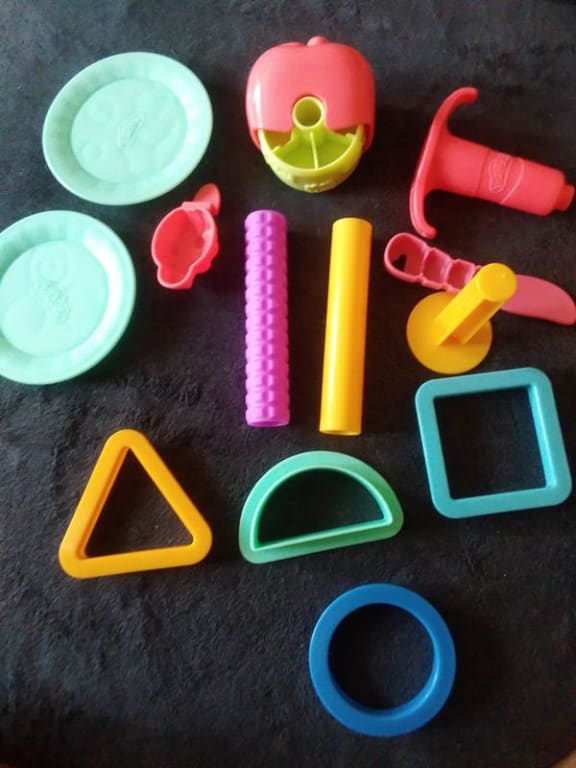 John Lewis Exclusive Play-Doh Create N' Store Big Bucket Storage Set