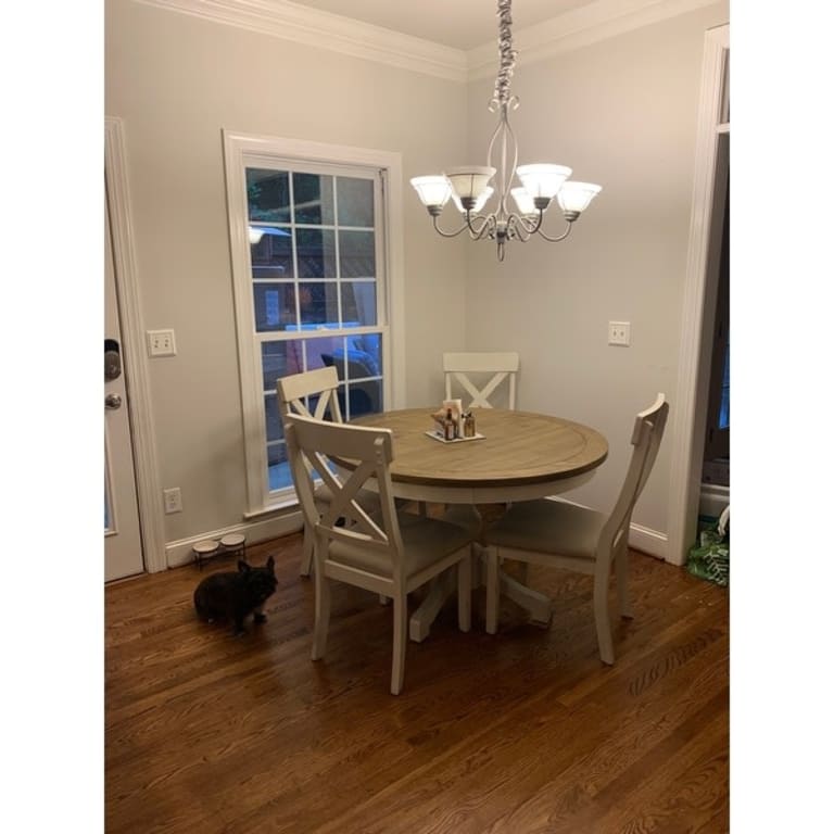 Roundhill Furniture Prato 5Piece Round Dining Table Set with Cross