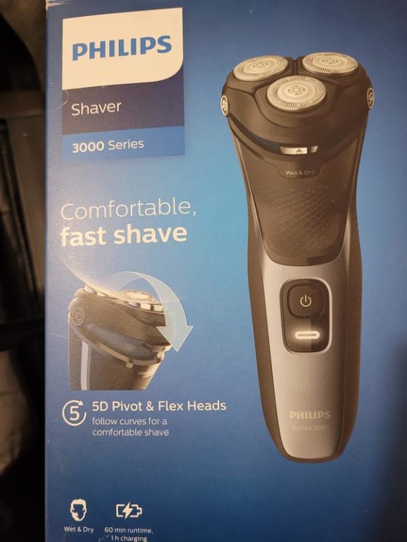 Philips series 3000 Philips shaver wet and dry/New Model S3333/54 - Review  