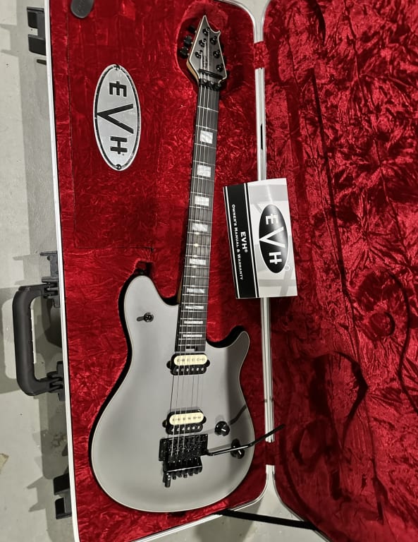 Platinum EVH Wolfgang USA Electric Guitar Stealth | Guitar Center