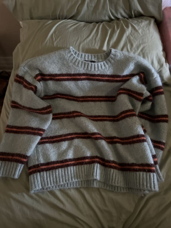 Suzie Stripe Crew Sweater in Mist Blue | Vans Suzie Stripe Crew Sweater in Mist Blue | Vans