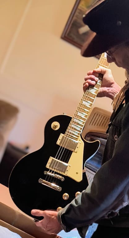 Epiphone Les Paul Standard '60s Electric Guitar Ebony Epiphone Les Paul Standard '60s Electric Guitar Ebony