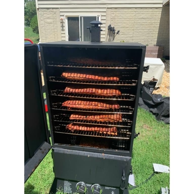 DynaGlo 43" Wide Body LP Gas Smoker Bed Bath & Beyond 15973983