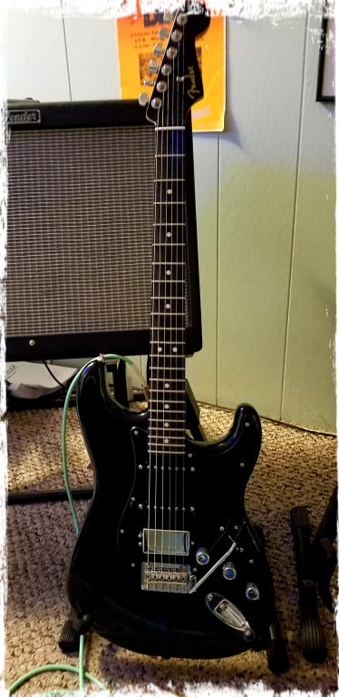 Open Box Fender Stratocaster HSS Ebony Fingerboard Limited-Edition