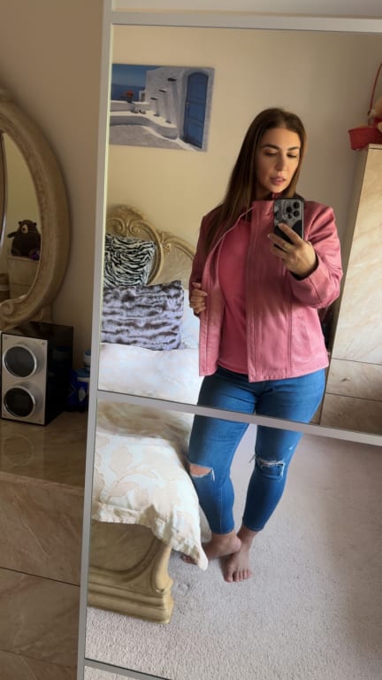 Customer Image Captioned: Azura leather jacket in color Rose
