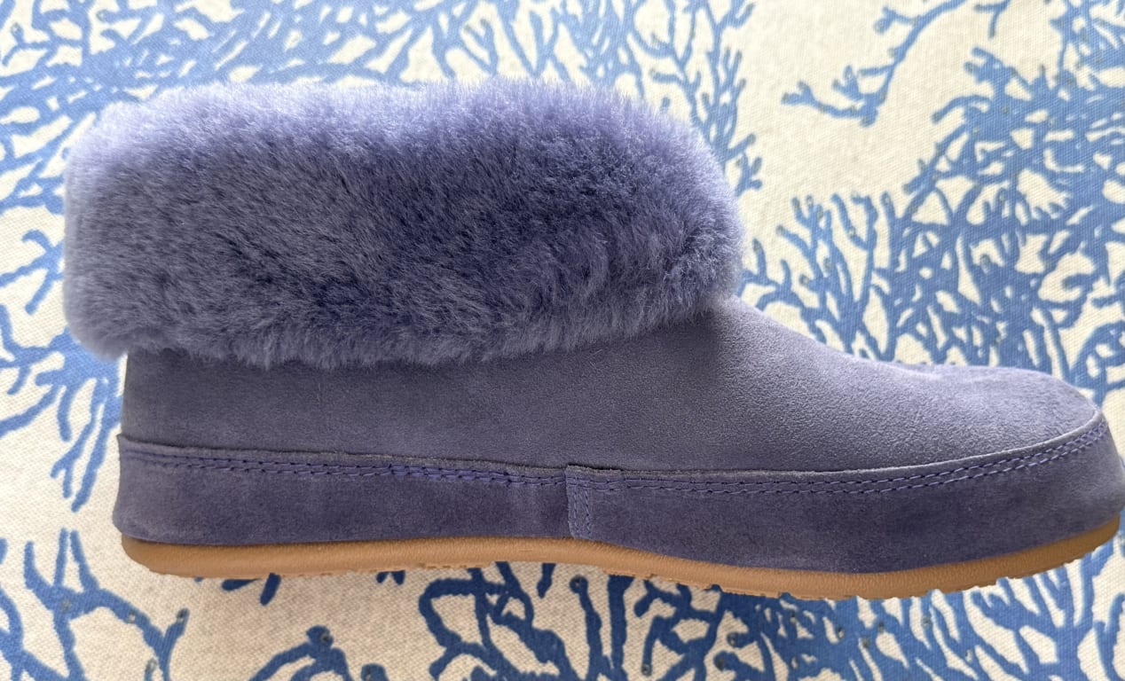 Customer Image Captioned: love this slipper.  Color is gorgeous