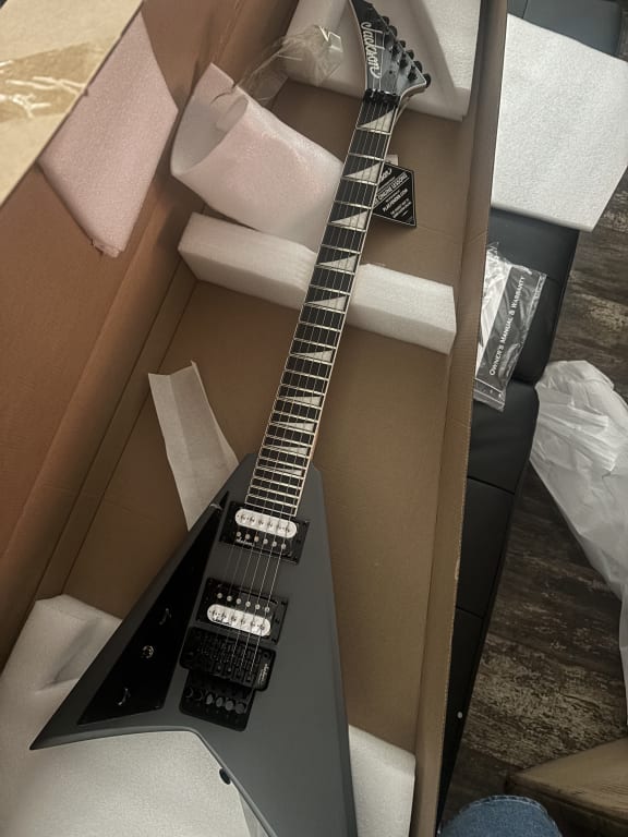 Jackson JS Series Rhoads JS32 Left-Handed Electric Guitar Jackson JS Series Rhoads JS32 Left-Handed Electric Guitar