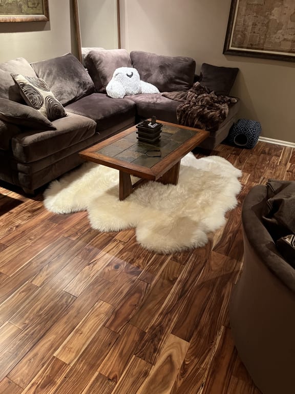 6-Pelt (5.5' x 6') Australian Sheepskin Area Rug | Overland