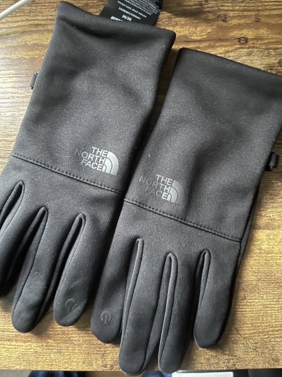 Etip™ Recycled Gloves | The North Face