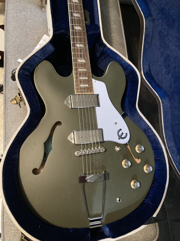 Epiphone Casino Worn Hollowbody Electric Guitar Olive Drab Epiphone Casino Worn Hollowbody Electric Guitar Olive Drab