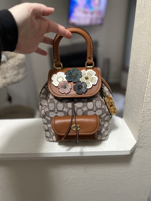 Coach Restored Riya Backpack 21 In Signature Textile Jacquard