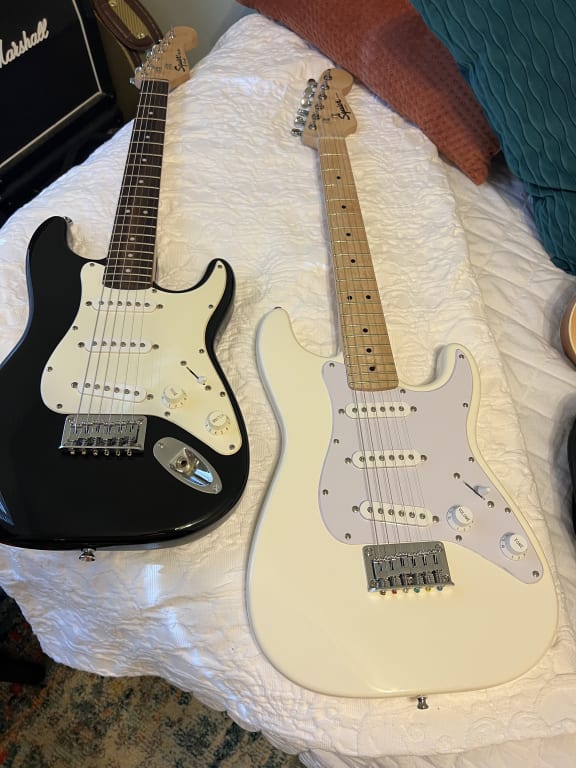 Squier Mini Stratocaster Maple Fingerboard Limited-Edition
