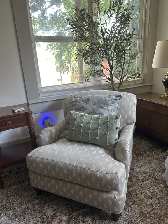Review media