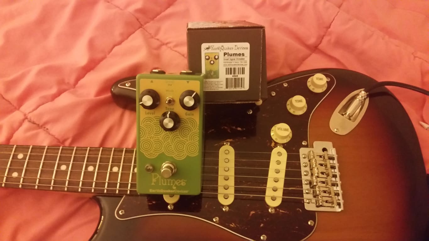 EarthQuaker Devices Plumes Small Signal Shredder Overdrive EarthQuaker Devices Plumes Small Signal Shredder Overdrive