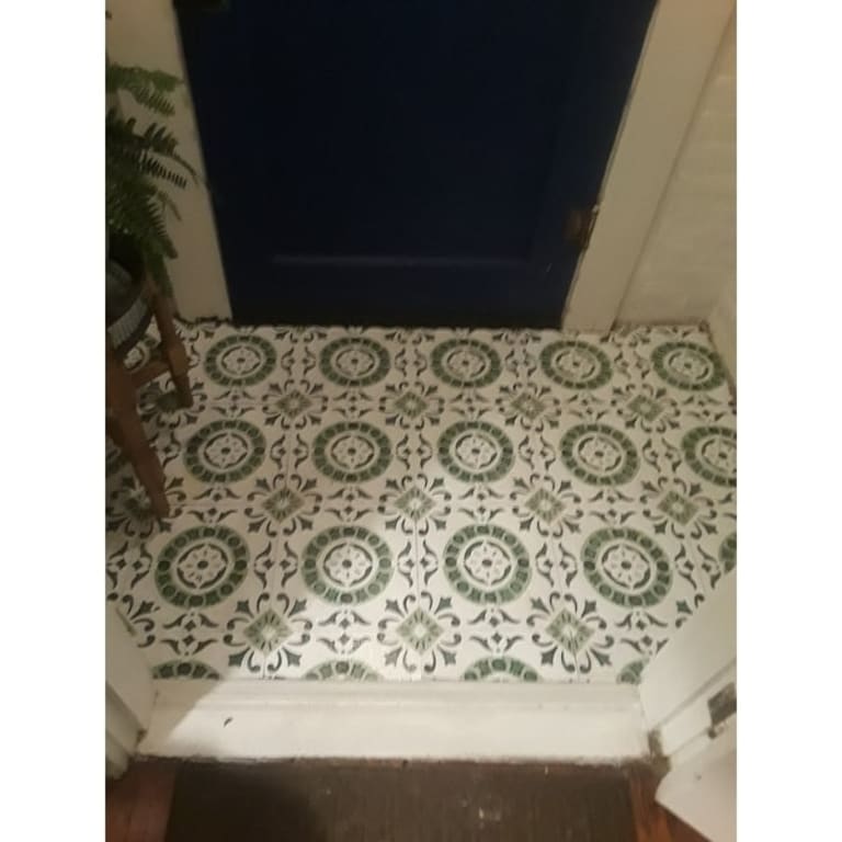 Retro 12x12 Self Adhesive Floor Tile-Green Medallion 20 Tiles/20 sq ft ...