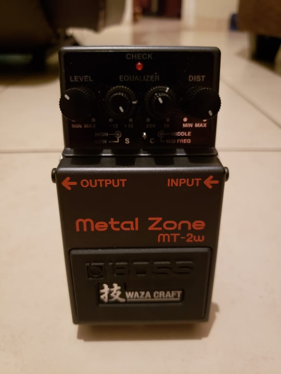 BOSS MT-2W Metal Zone Waza Craft Distortion Guitar Effects