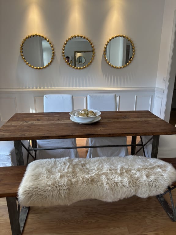 Customer Image Captioned: Accent piece