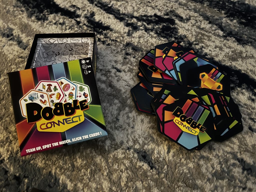 Board Game Dobble Connect