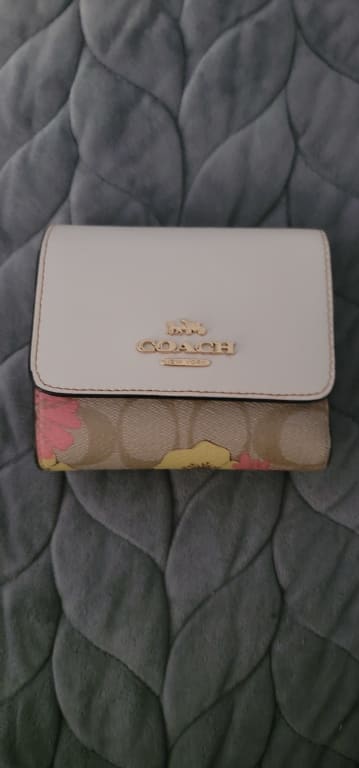 Coach Bags | Nwt CH719 Small Trifold Wallet in Signature Canvas with Floral Cluster Print | Color: Tan/White | Size: Os | Fashion_Holic's Closet