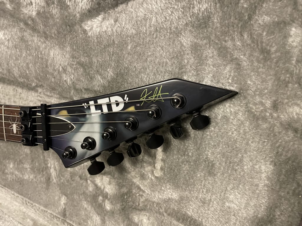 ESP LTD Kirk Hammett Signature White Zombie Electric Guitar ESP LTD Kirk Hammett Signature White Zombie Electric Guitar