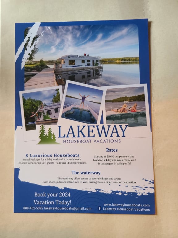 Low-cost 7x15 to 7x5 inches Tri-Fold Direct Mail Postcards Printing