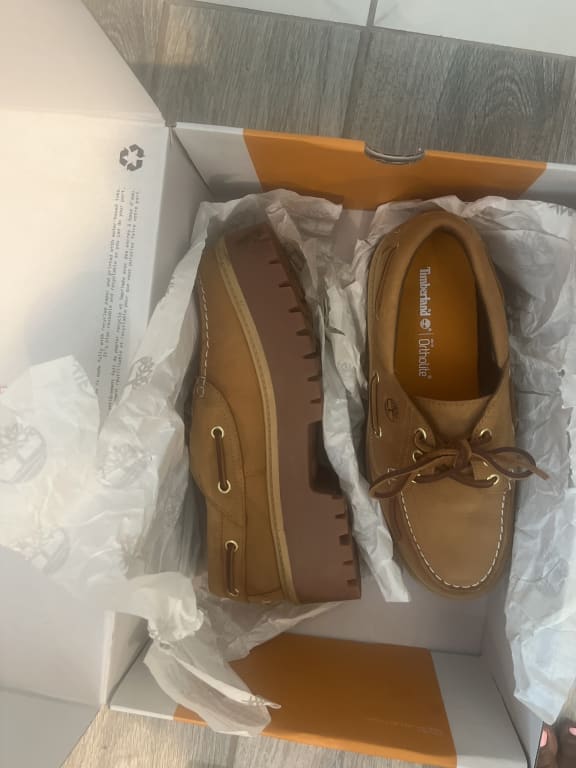 NEW【TIMBERLAND】レザー ブロックヒール スリッポン サンダル p5qg3btfr6hfksi2mwkn.jpg