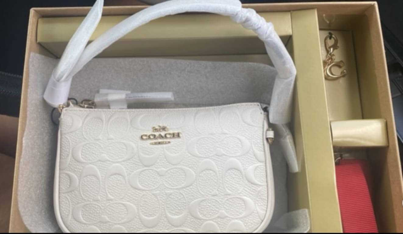 Coach Nolita 15 in Straw