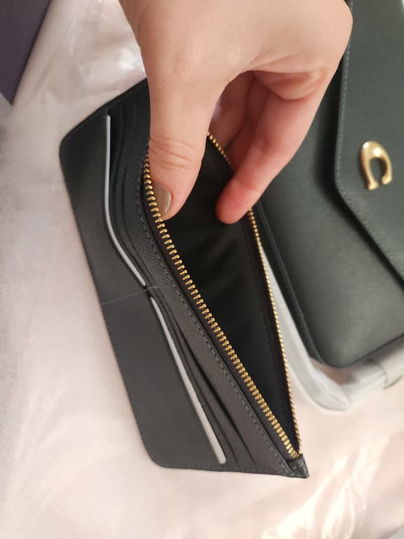 Coach Small Wallet Crossgrain Black Review