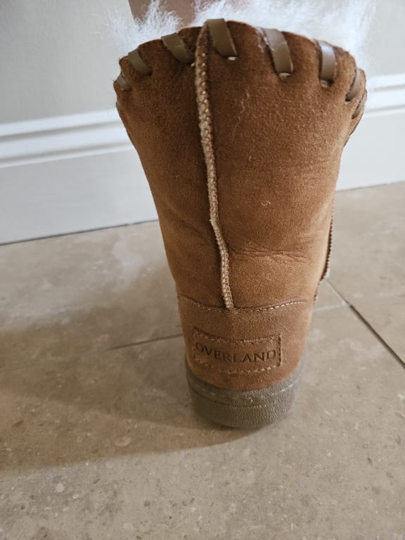 Customer Image Captioned: Back of slipper boot