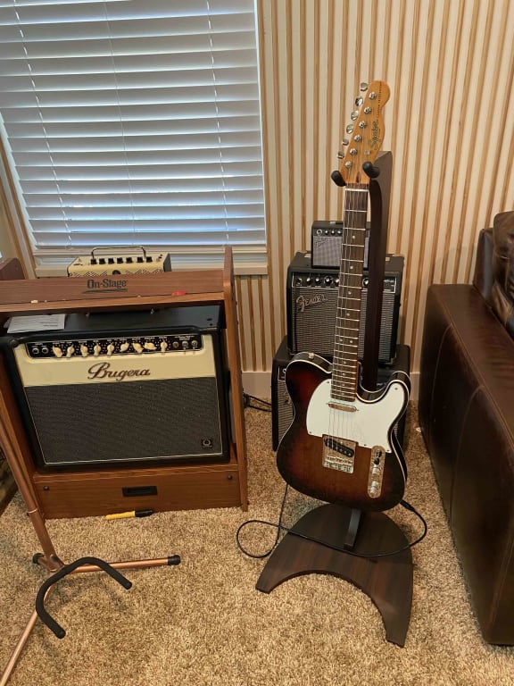 Fender Deluxe Wooden Hanging Guitar Stand Walnut | Guitar Center