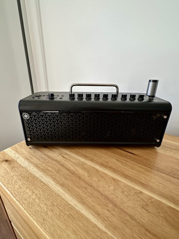 Yamaha THR30II Wireless 30W 2x3 Guitar Combo Amp Black