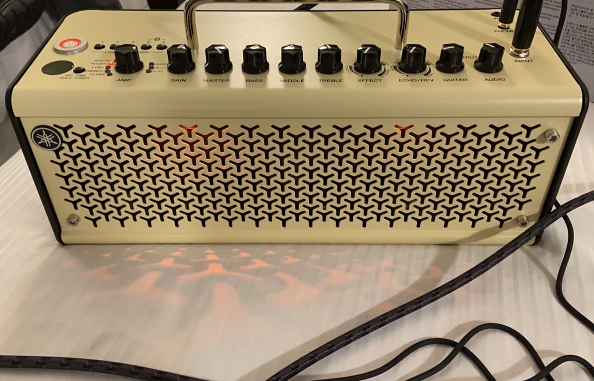 Yamaha THR10II 20W 2x3 Guitar Combo Amp Cream | Guitar Center Yamaha THR10II 20W 2x3 Guitar Combo Amp Cream | Guitar Center