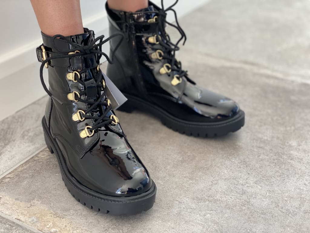 black-cute-hiking-boots-report-shoes-lr-1 - Allyn Lewis