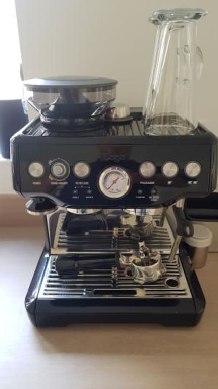 Rent Sage Barista Express Professional Coffee Machine in London (rent for  £30.00 / day, £21.43 / week)