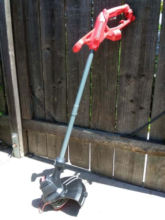 Craftsman CMEST900 12 In. Electric Edger/Trimmer