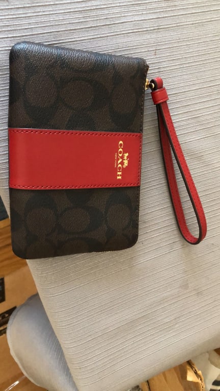 COACH OUTLET®  Tech Wallet In Signature Canvas With Wildflower Print