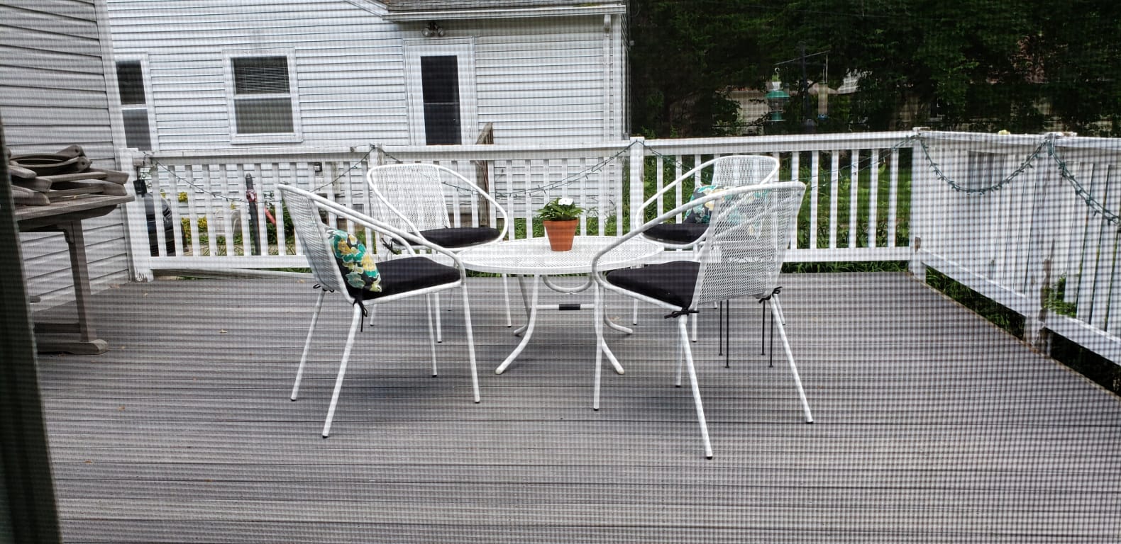 White Mesh Outdoor Bistro Chair