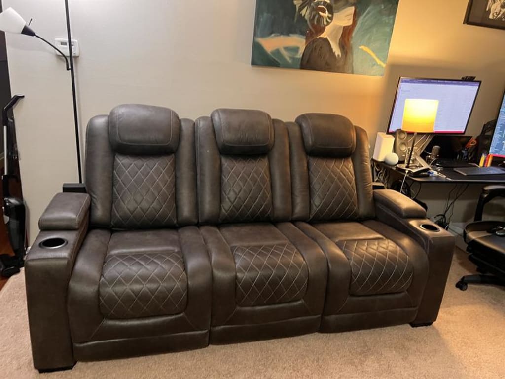 Signature Design by Ashley HyllMont Grey Power Dual Adjustable