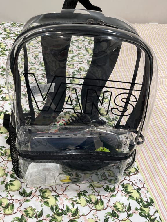 Old Skool Clear Backpack in Clear / Black | Vans display picture 2