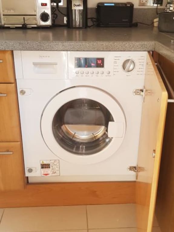 Neff V6540X1GB Integrated Washer Dryer 7kg Wash 4kg Dry Load B